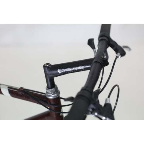 82 - Bontrager Privateer S steel mountain bicycleA Bontrager Privateer S steel hardtail mountain bicycle ... 