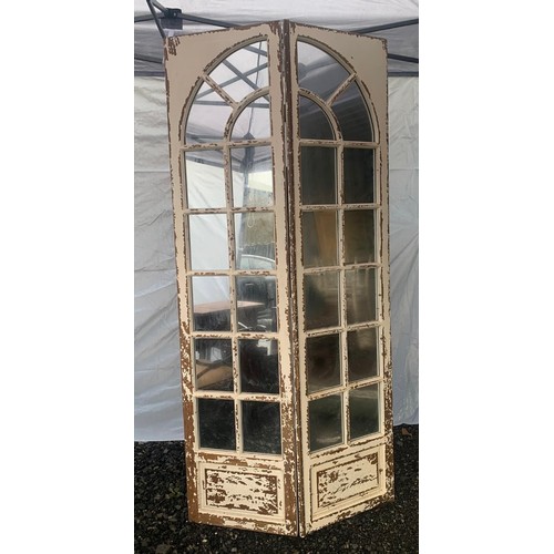 369 - Vintahe Glass Folding Doors (Collect From Vendor M46 9BE)