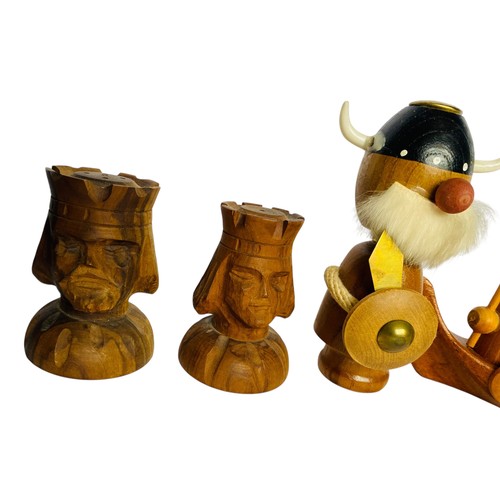 80 - Wooden Vikings and Boats