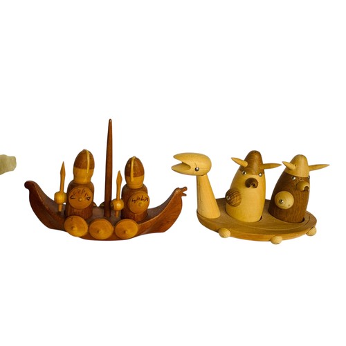 80 - Wooden Vikings and Boats