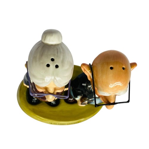 97 - Coots A Classic Couple American Gothic