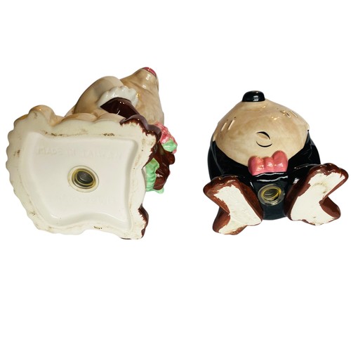124 - Tasmanian Devil and His Wife wedding bride and groom