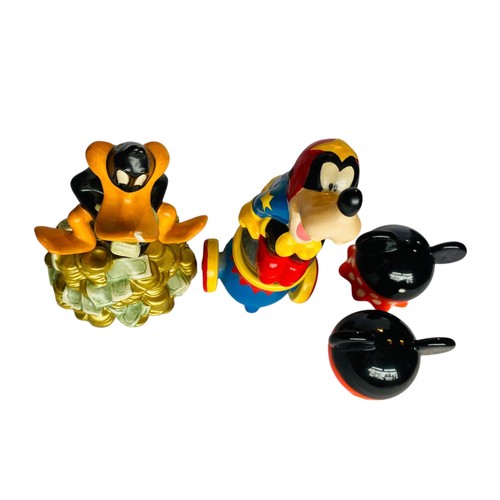 128 - Disney Goofy Daffy Duck and Minnie and Mickey