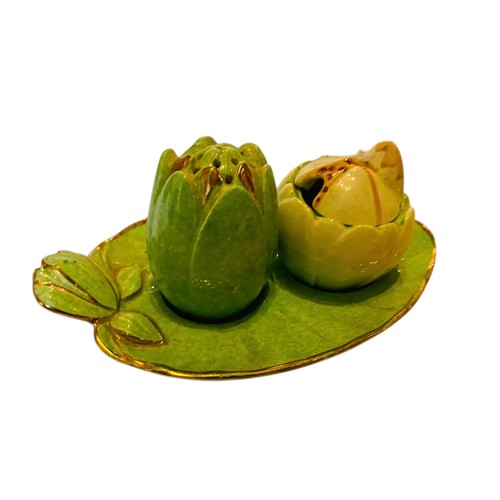 174 - Royal Winton vegetables