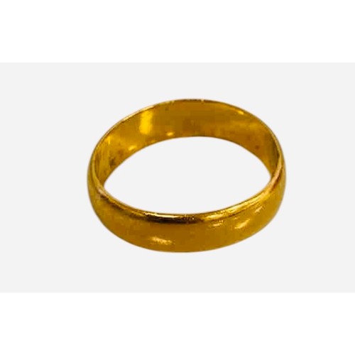 1 - 22 CT Gold wedding ring, gross weight approx 4.21 grams