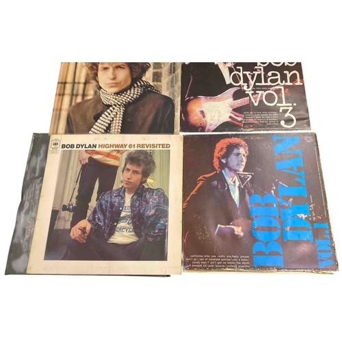 38 - Group of 4 Bob Dylan vinyl LP records: Highway 61 Revisited, Blonde on Blonde, and Italian bootleg c... 