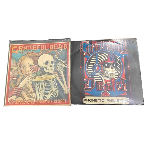 53 - Pair of Grateful Dead vinyl LP albums: Skeletons from the Closet: The Best of Grateful Dead (Warner ... 