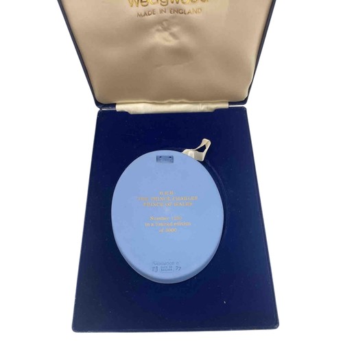 166 - WEDGWOOD MEDALLION HRH  CHARLES THE  PRINCE OF WALES  Ltd Ed 3000Vintage Wedgwood Medallion - Pale... 