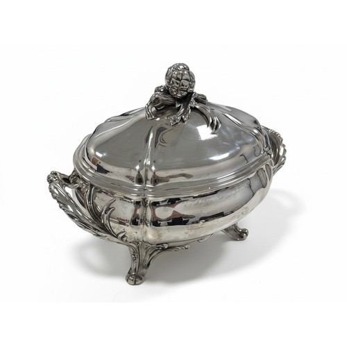1 - An exquisite late 19th Century Leverrier Paris French Solid Silver Tureen. Hallmarked with the Miner... 