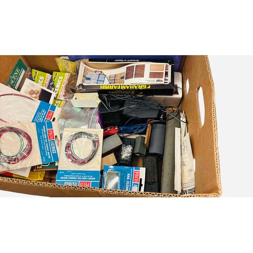 89 - A quantity of model railway accessories and scenic materials, including Peco electrics wiring looms,... 
