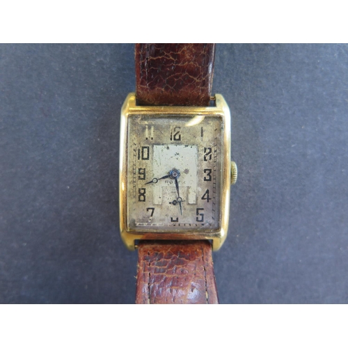 1056 - A vintage Rolex 18ct yellow gold gents dress watch with a 15 jewel manual wind movement - Width 26mm... 