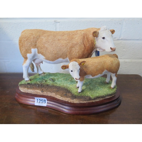 1259 - Border Fine Arts Limited Edition figure of a Simmental Cow and Calf No 79 of 500 modeled by Anthony ... 