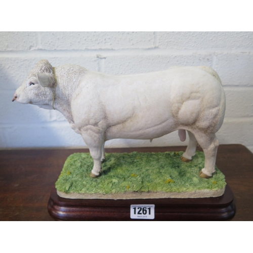 1261 - Border Fine Arts Limited Edition figure of a Charolais Bull no 318 of 500 modeled by Kirsty Armstron... 