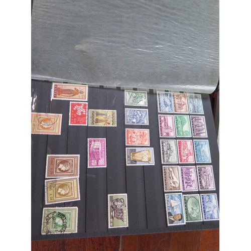 1266 - Greece stamp collection in 2 volumes - Includes better sets and singles (e.g. SG639 M/M) - Good
coll... 