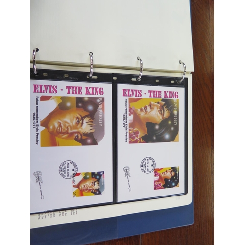 1269 - Stars of Stage and Screen stamp collection in binder -
 Variety of sheets, blocks and FDCs