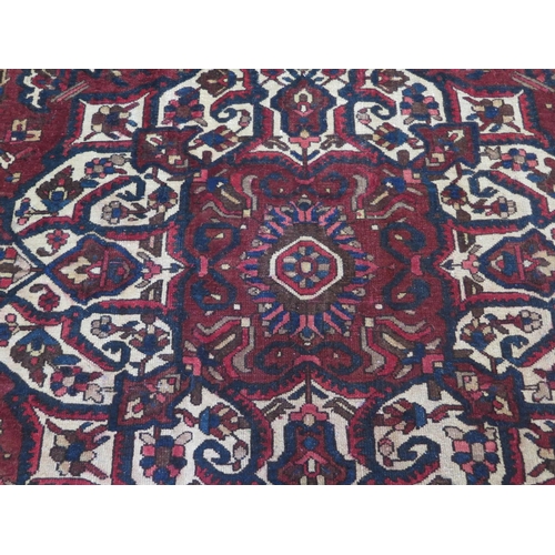 404 - A hand knotted woolen Bakhtiar rug - 3.23m x 2.20m