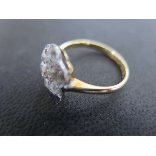 812 - An 18ct yellow gold and platinum seven stone diamond cluster ring size L - approx weight 2.9 grams -... 