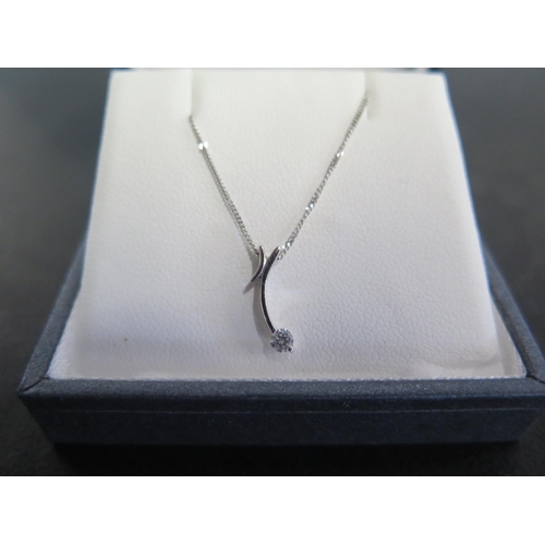 826 - A 9ct white gold diamond pendant - approx total diamond weight 0.10ct - on a 44cm chain - total appr... 