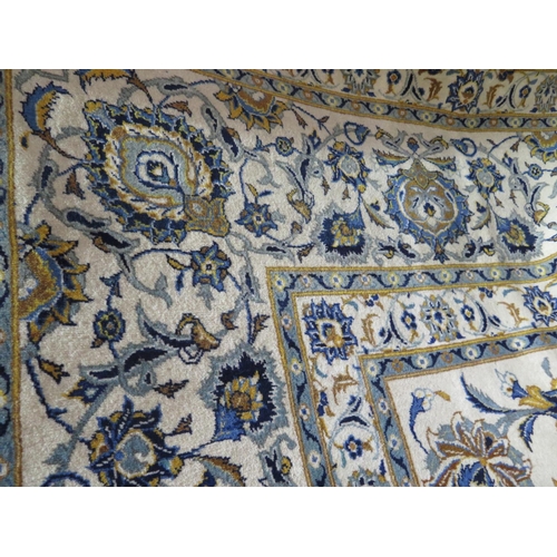 435 - A hand knotted Kashan carpet - 4.45m x 3.15m