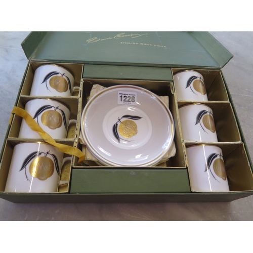 1228 - A Susie Cooper coffee set, six cups and saucers in box - no breaks, chips or cracks