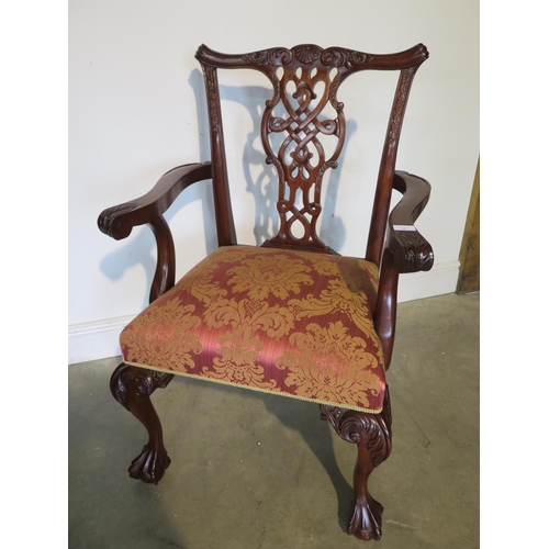 29 - A good quality Georgian style Mahogany desk chair, possibly by Charles Barr - in very good condition