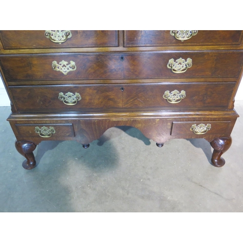 155 - A good quality early 20th Century Georgian style mahogany bureau with a fitted interior, above two s... 