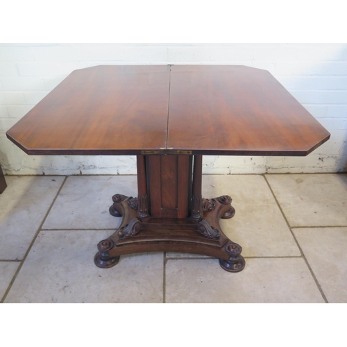 204 - A good quality early 19th Century Gillows type mahogany fold over tea table with a square section pi... 