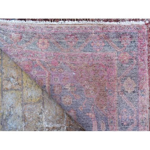 466 - A hand knotted woollen Hamadan rug - 294cm x 160cm - in good condition