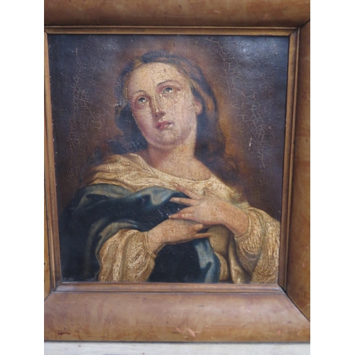 525 - A portrait of the Madonna, oil on canvas, unsigned, good furnishing piece - approx 45cm x 42cm overa... 