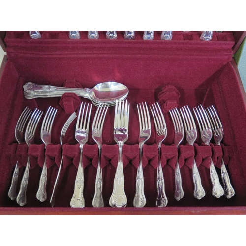 552 - A fine Harrods canteen of silver Kings pattern flatware, for eight servings, together with a boxed H... 