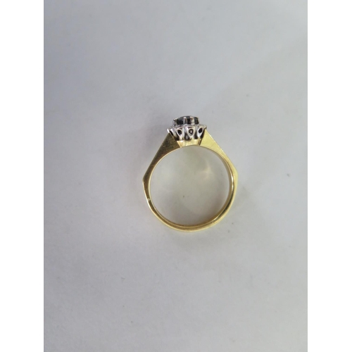 665 - An 18ct yellow gold sapphire ring, size N/O approx 4.3 grams, some general usage marks, all stones p... 