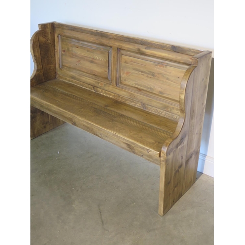 95 - A new pine pew bench with a rustic finish - H92cm x 138cm x 39cm