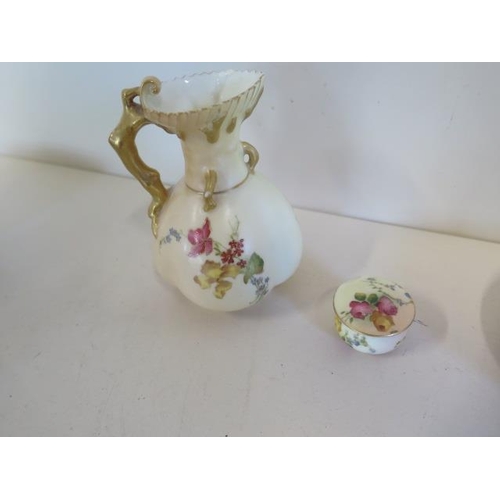 1275 - Two Royal Worcester blush pieces, a jug and small lidded pot, two Royal Winton pin dishes in the Wor... 