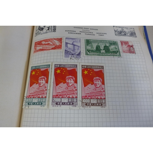 1368 - A single world stamp album, with some Chinese