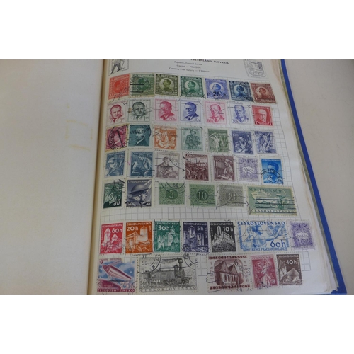 1368 - A single world stamp album, with some Chinese