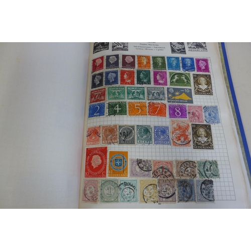 1368 - A single world stamp album, with some Chinese