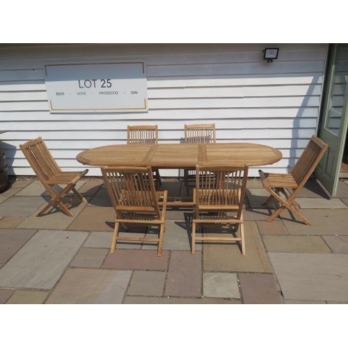 39 - A new boxed teak garden table & 6 folding chairs. Table size extends from 150cm to 200cm with a  sin... 