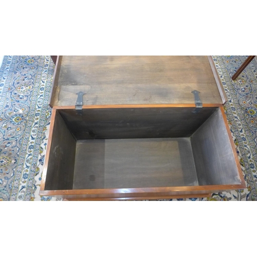 19 - A solid cedar wood toy box/coffee table made by a local craftsman to a high standard 45cm tall, 89 x... 