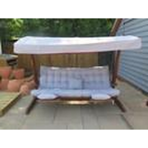 30 - A good quality swingroo Luna Iroko Gordon swing seat with grey cushions and canopy. 260 cm New and b... 
