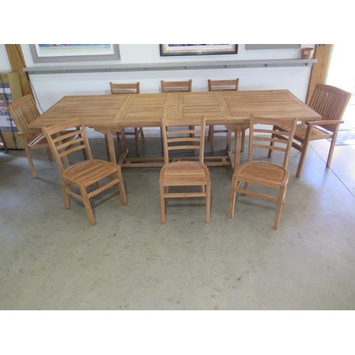 34 - New boxed teak. Extending dining table with 2 fold out leaves. Extends from 186 cm to 297 cm x 110 c... 