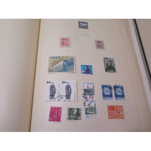 1065 - Four albums of World stamps with early stamps included