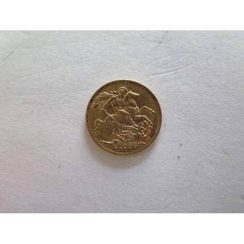 915 - A George V full gold sovereign dated 1915