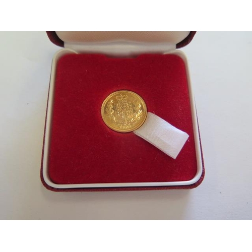 931 - A Elizabeth II gold half sovereign, dated 2002