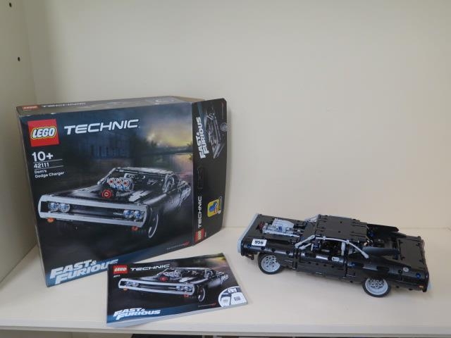 A lego Technic Fast and Furious Dom's Dodge charger 42111 with box