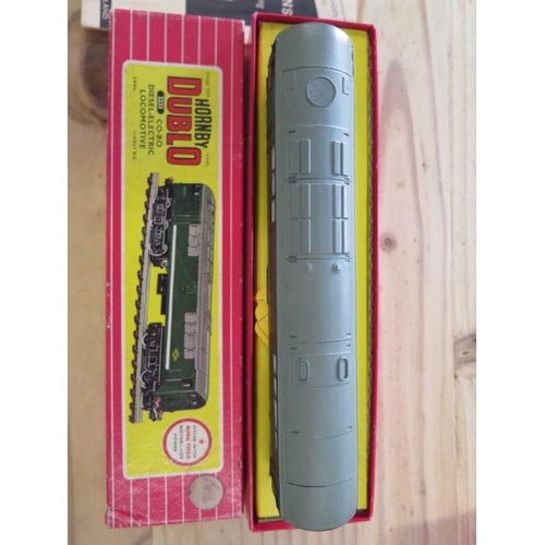 958 - A Hornby-Dublo Co-Bo diesel-electric locomotive, boxed in good condition, not tested, minor wear to ... 