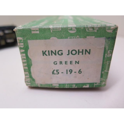 1001 - A Graham Farish 00 gauge king class locomotive and tender, 'King John', green livery, boxed. Possibl... 