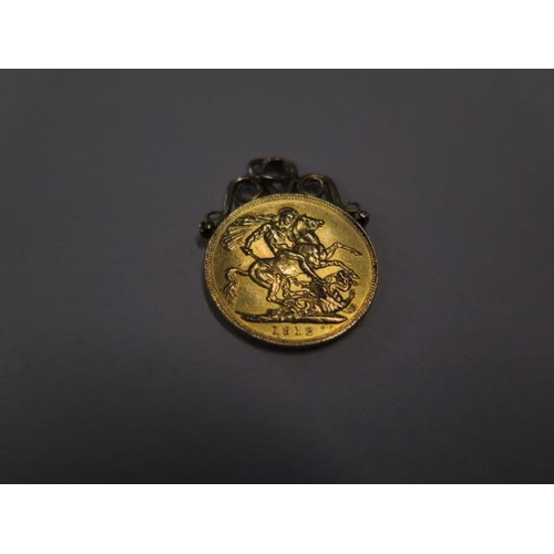 962 - A gold full sovereign, George V, dated 1912 with a 9ct gold pendant mount, approx weight 8.7grams, g... 