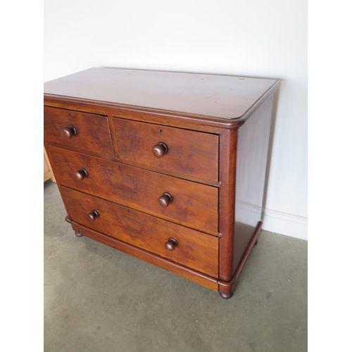 97 - A Victorian mahogany two over two chest of drawers in polished restored condition, 90cm tall x 106cm... 