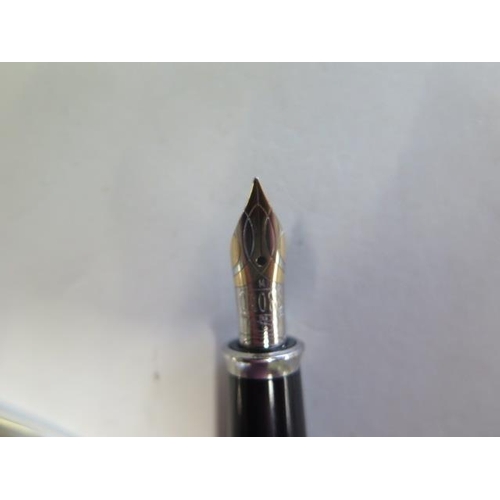 495 - A boxed large Cross Townsend sterling silver fountain pen, two tone 18ct gold Cross marked nib, over... 