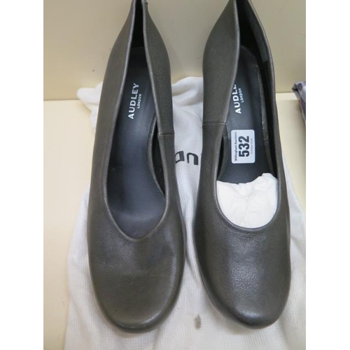 505 - Luxury goods comprising: a pair of ladies Audlay grey leather shoes, size 40 Euro, a Mary Chess Domi... 